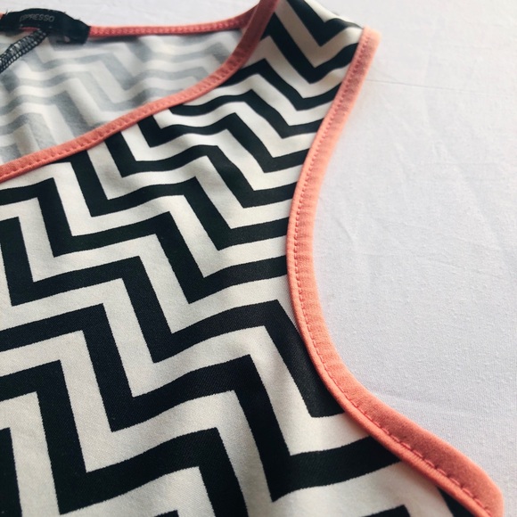 Dress - Picture 6 of 6